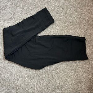 Sleek Black Women's Leggings